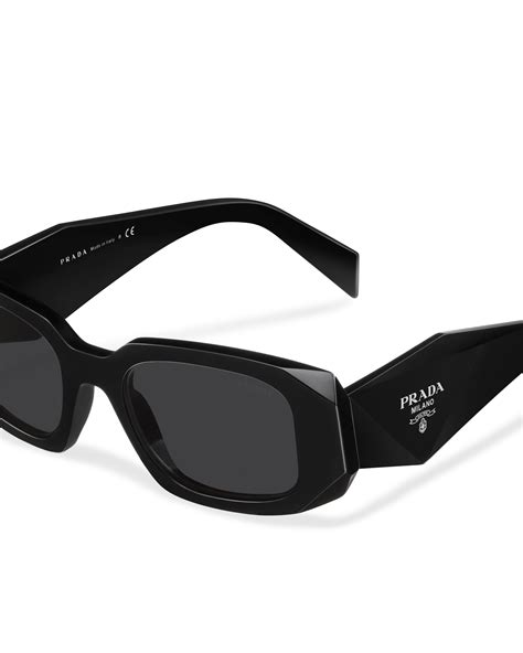 Lentes de sol de Prada Eyewear .